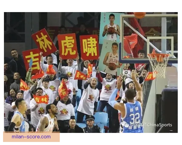 李弘权带领上海豪取十五连胜史密斯绝杀助深圳九连胜